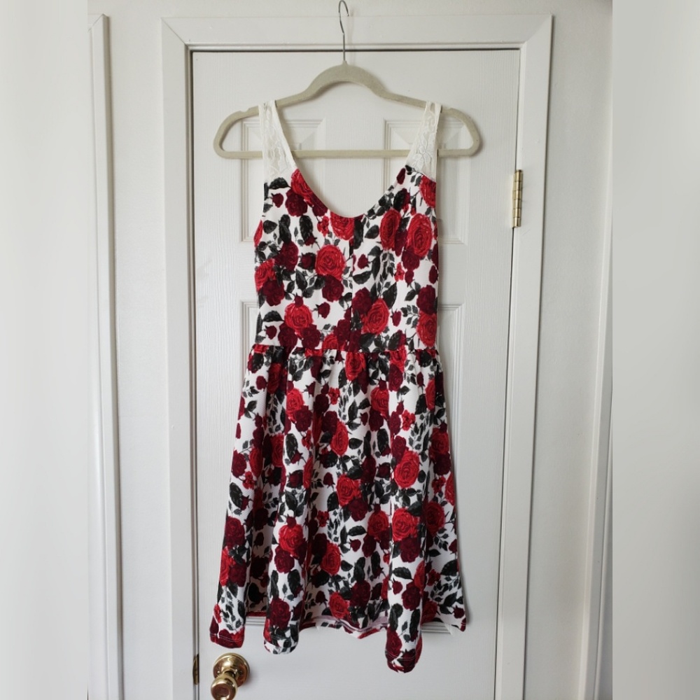 Lacey rose dress